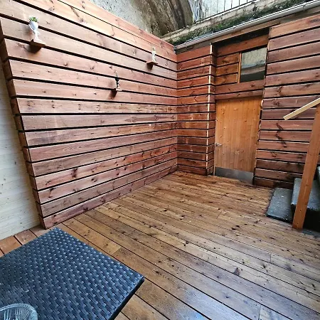 Apartment Grand Dans Centre Montmelian